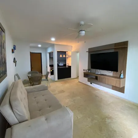 Apartment Yolo Solo Se Vive Vez - Morros