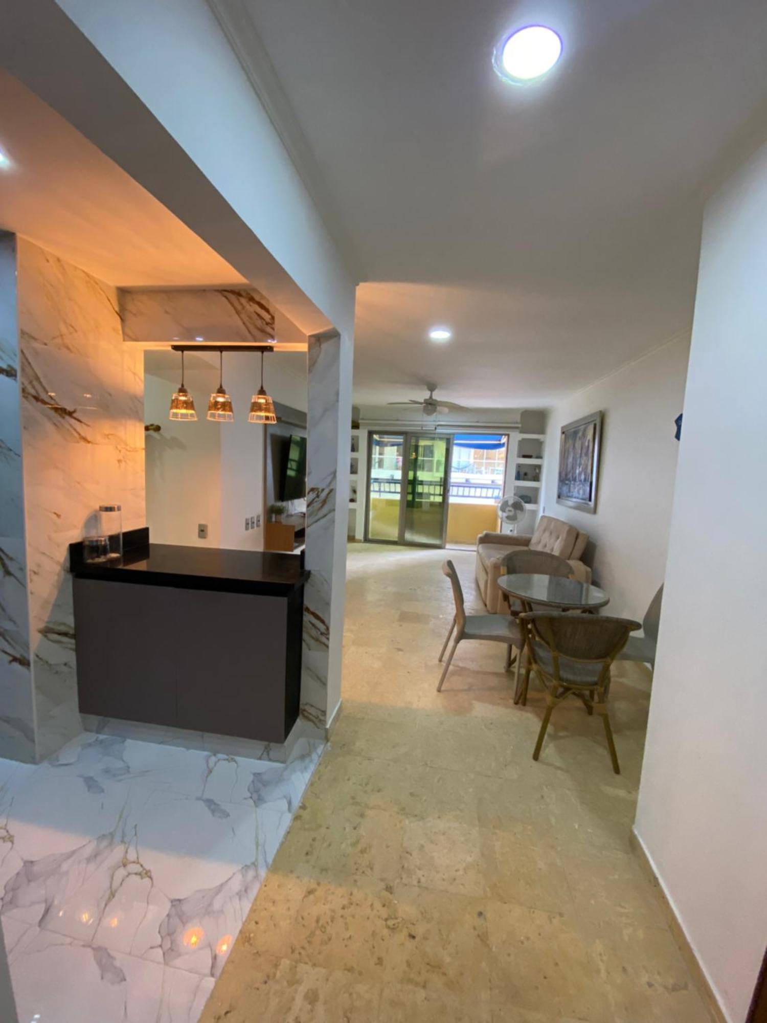 Yolo Solo Se Vive Vez - Morros *