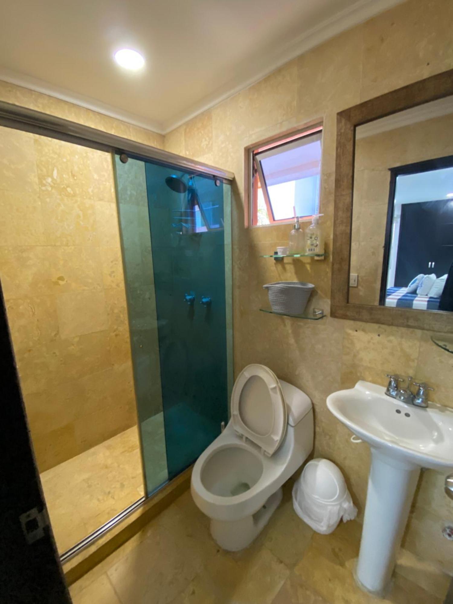 Yolo Solo Se Vive Vez - Morros Apartment *